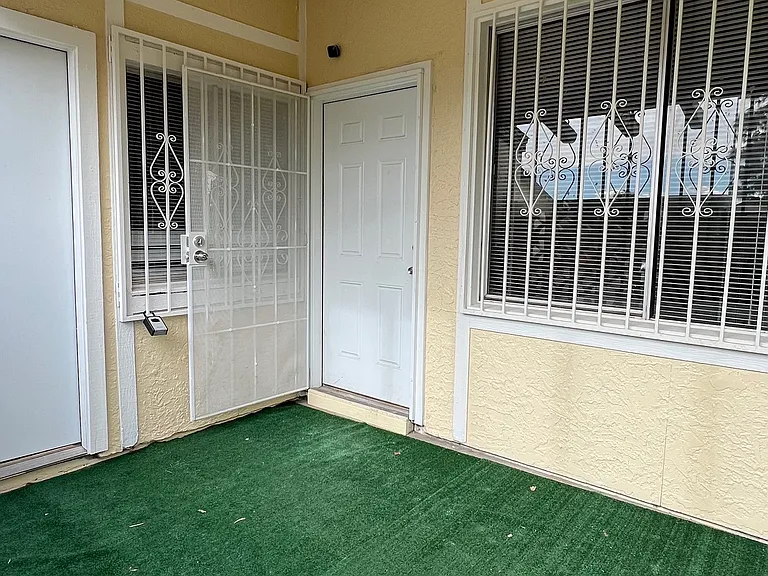 3646 N 69th Ave #24 — Photo 31