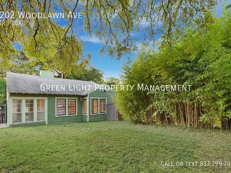 1202 Woodlawn Ave — Photo 33