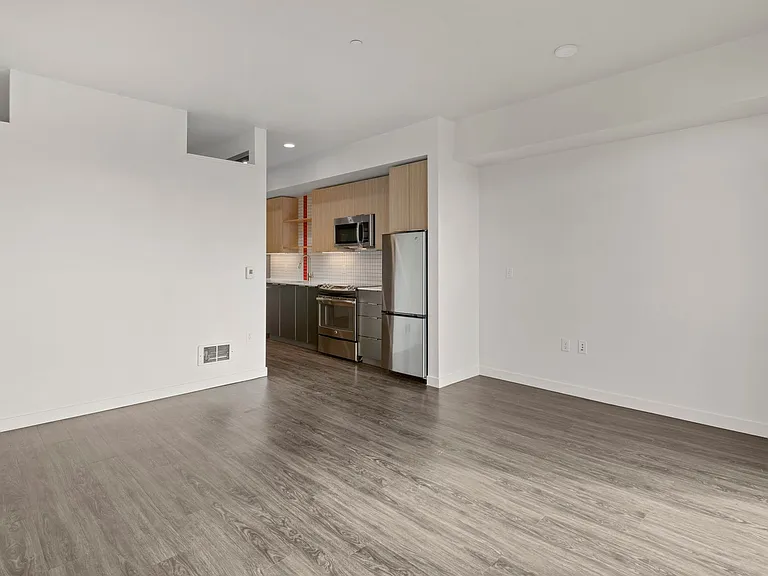 101 Broadway, Live Here, Go Anywhere — Photo 50