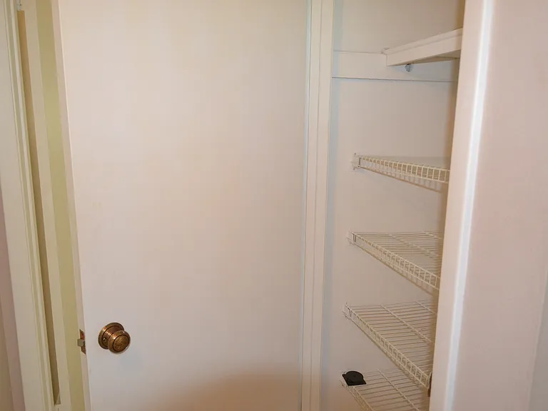 2471 Sumatran Way #25 — Photo 37