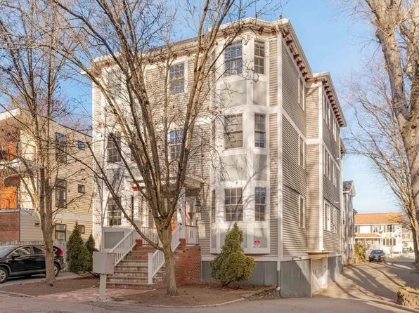 19 Harris St #2, Cambridge, MA 02140