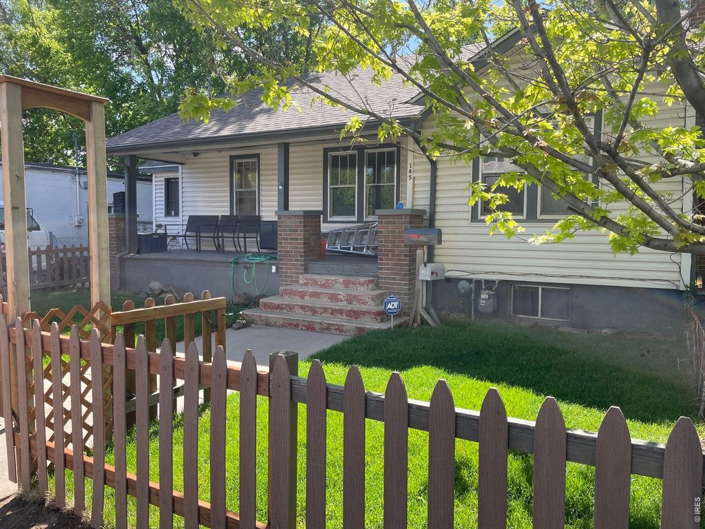 135 Cleveland Ave