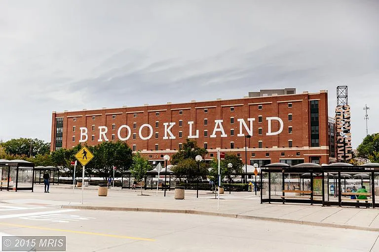 Just two blocks from the Brookland Metro (red line) train and bus