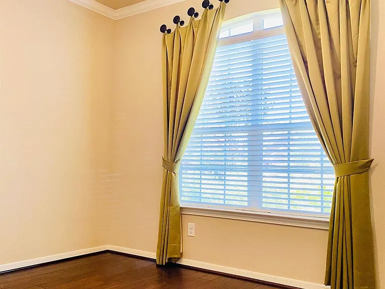 24823 Dutton Point Dr — Photo 10