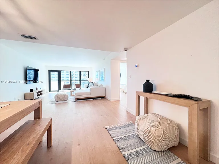 5100 N Ocean Blvd #503 — Photo 2