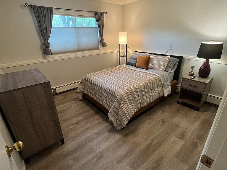 530 Fredricks Dr — Photo 10