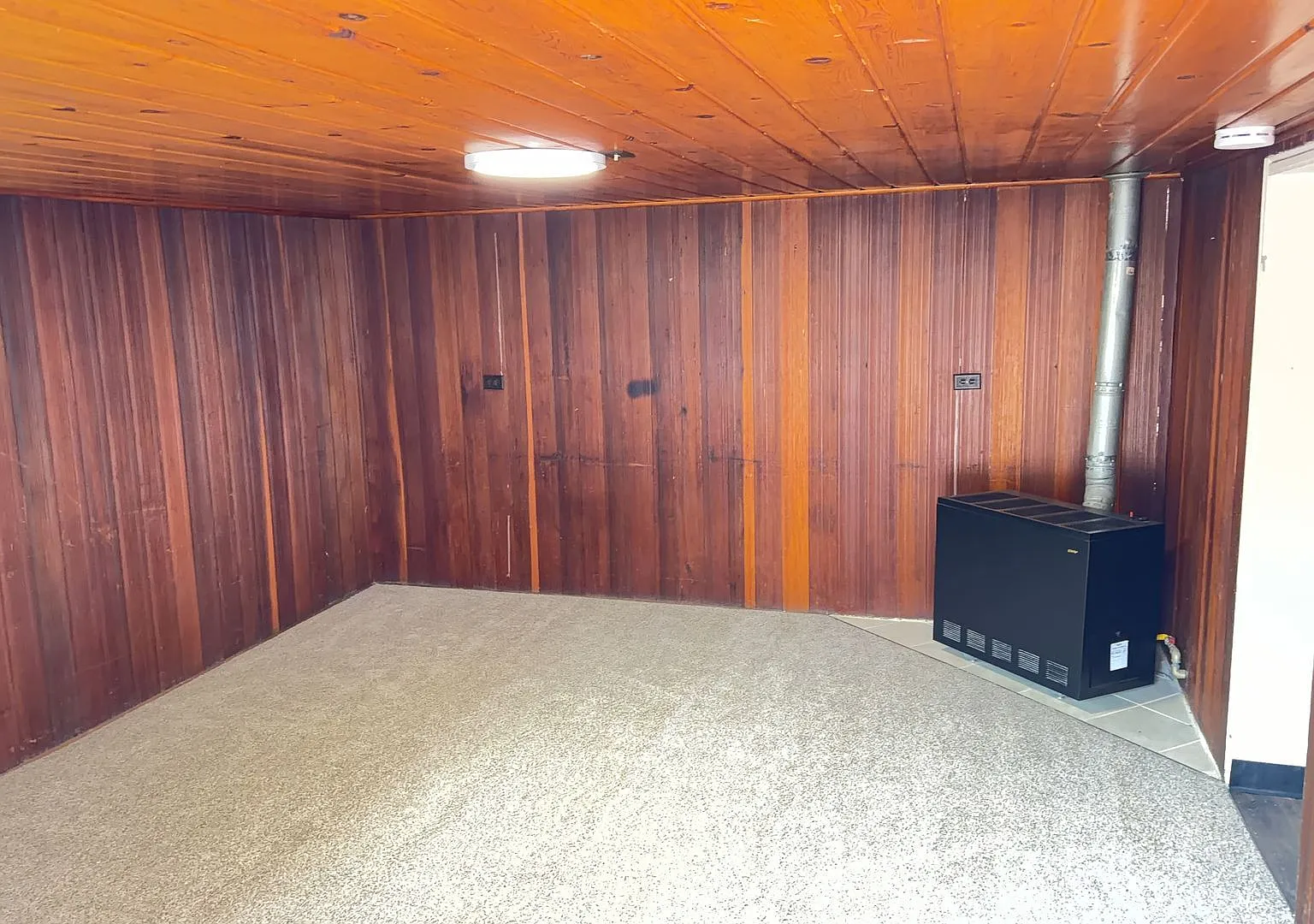 206, 206 1/2 & 208 Pilot Knob Avenue — Photo 3