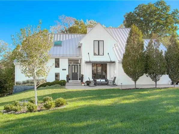 16371 Chaney Ln, Stilwell, KS 66085