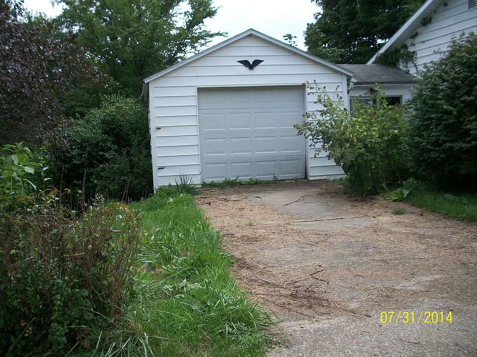 2nd image of 6740 Scenic Rd SE