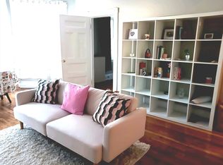 869 Beacon St #4R, Boston, MA 02215