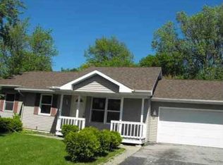 67 Donna Ave, Darien, WI 53114