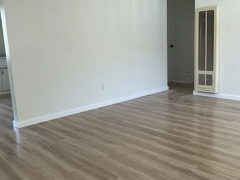 6050 Kingman Ave #8 — Photo 8