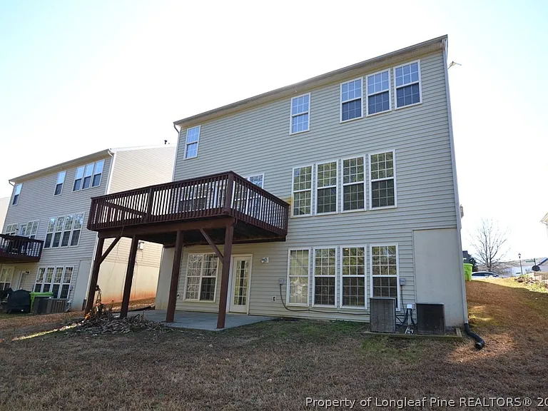 7830 Clover Creek Ct — Photo 32