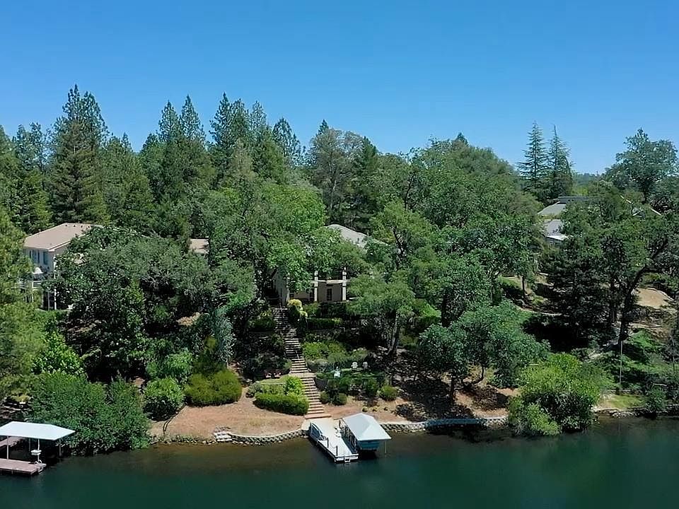 1st image of 23804 Lakeview Ct