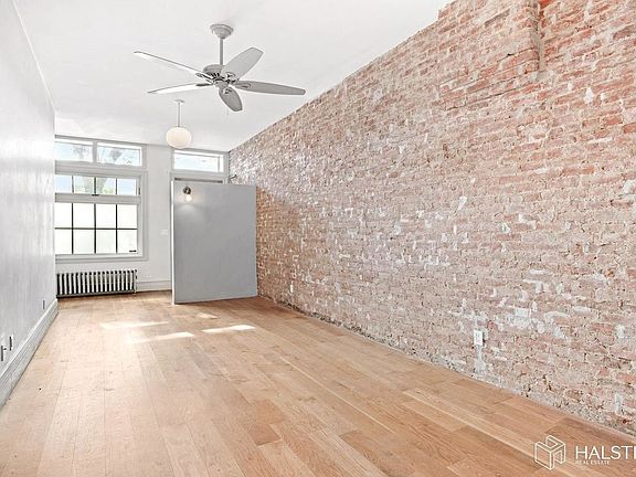 3rd image of 623 Grand Ave #1