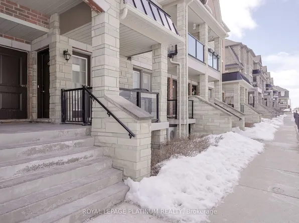 200 Veterans Dr #36, Brampton, ON L7A 4S6