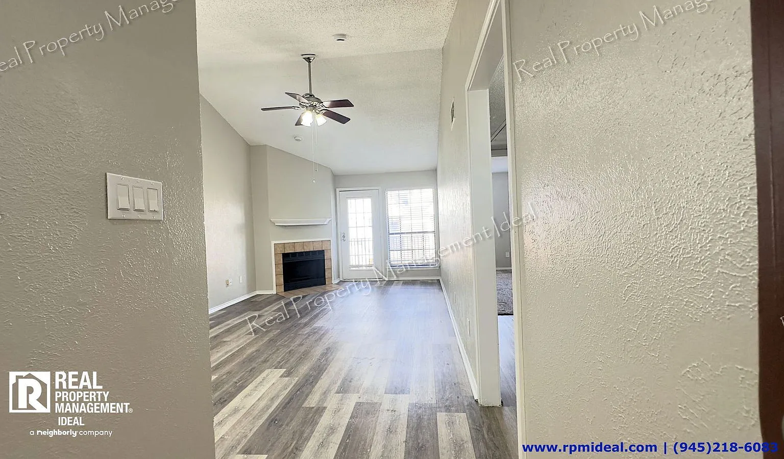 2 bed, 1.0 bath, 823 sqft, $997 — Photo 2