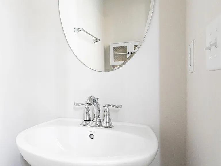 410 Cross Country Way — Photo 10