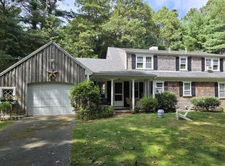 100 Holly Hill Rd, Centerville, MA 02632