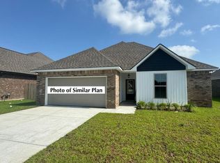 75421 Victoria Dr, Covington, LA 70435