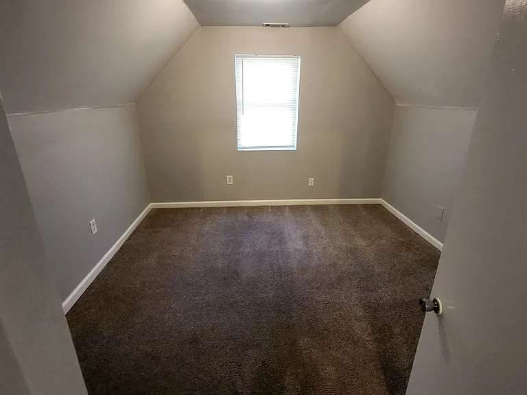 1807 Raible Ave #A — Photo 11
