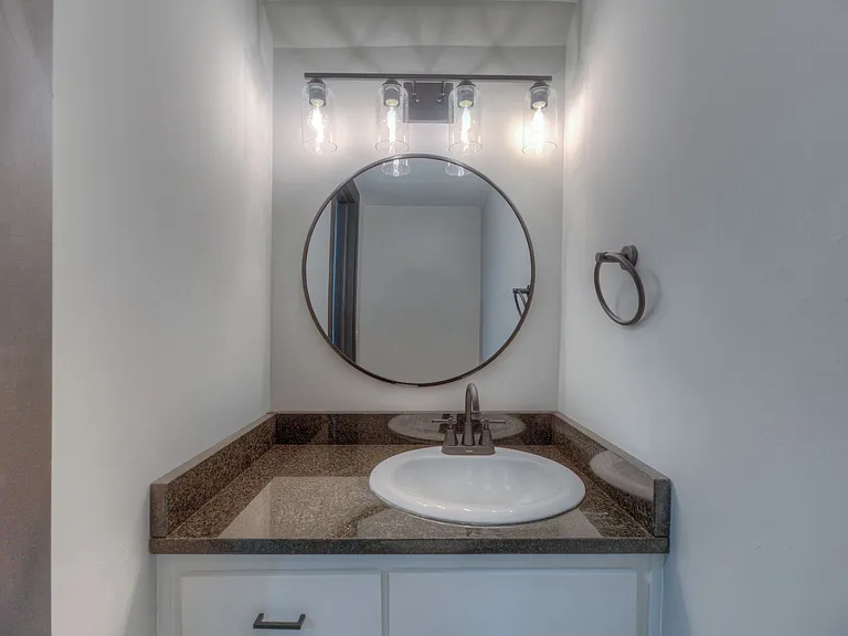 Windsor Village Townhomes — Photo 28