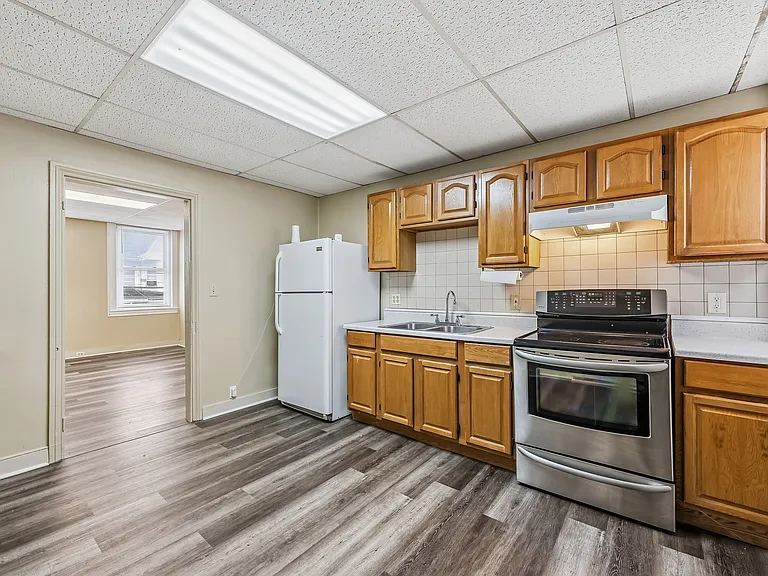 1112 Butler St #7A — Photo 4