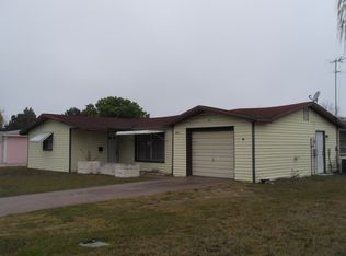 4221 Newbury Dr, New Pt Richey, FL 34652