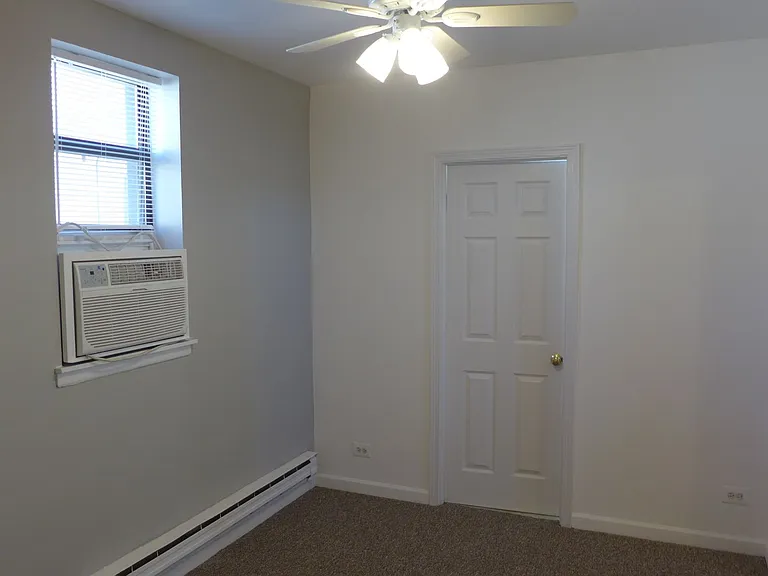 808-12 W Junior Terrace — Photo 63