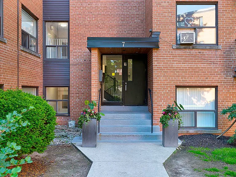9 Stag Hill Dr — Photo 18