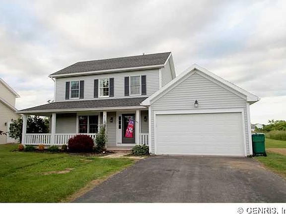2nd image of 5758 Oatfield Dr