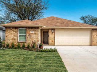701 Sam Houston St, Rockwall, TX 75087