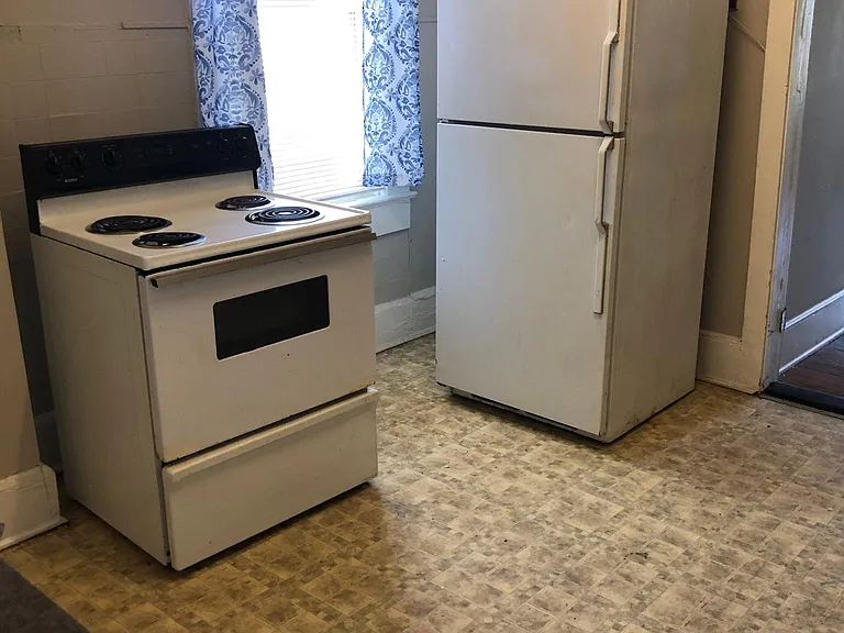 4813 N Main St #A — Photo 7