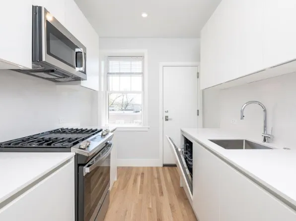 19 Forest St, Cambridge, MA