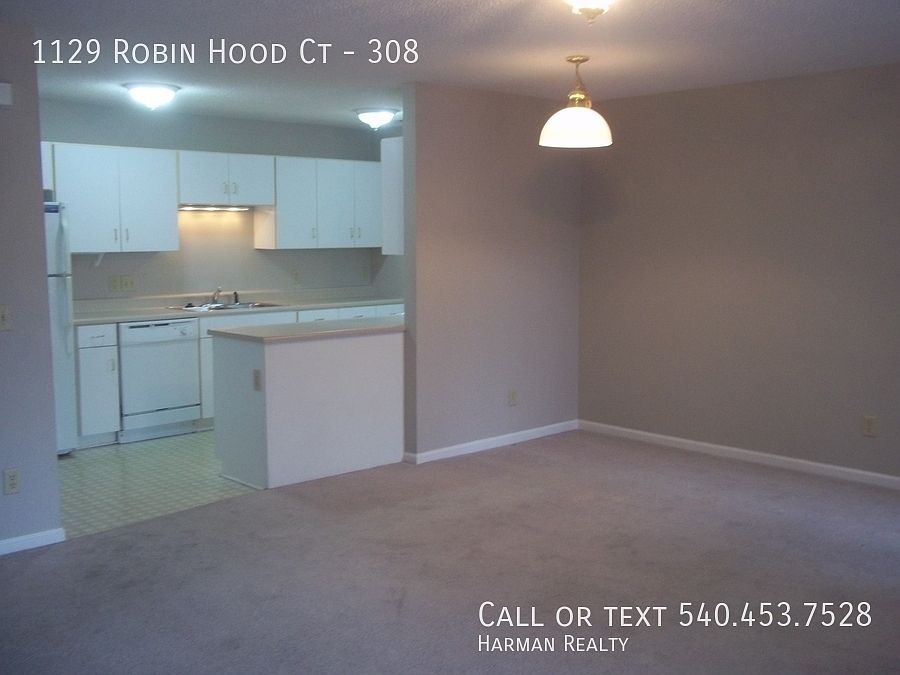 2nd image of 1129 Robin Hood Ct #308