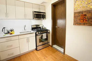 Rented by APT212 INC