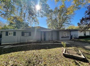 3022 Shorewood Dr, Dallas, TX 75228
