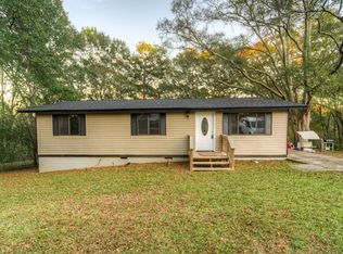 32 Mitchell St, Newnan, GA 30263