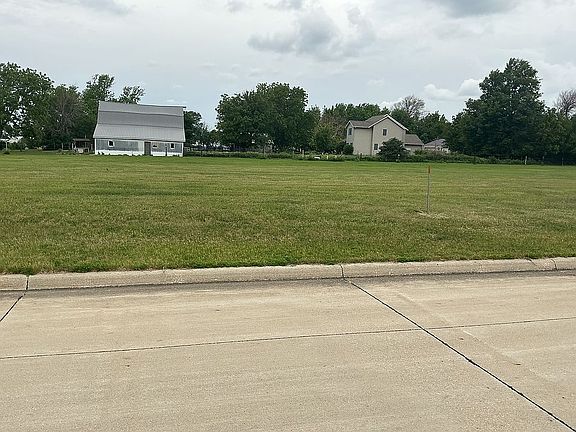 4th image of 1307 Dakota St