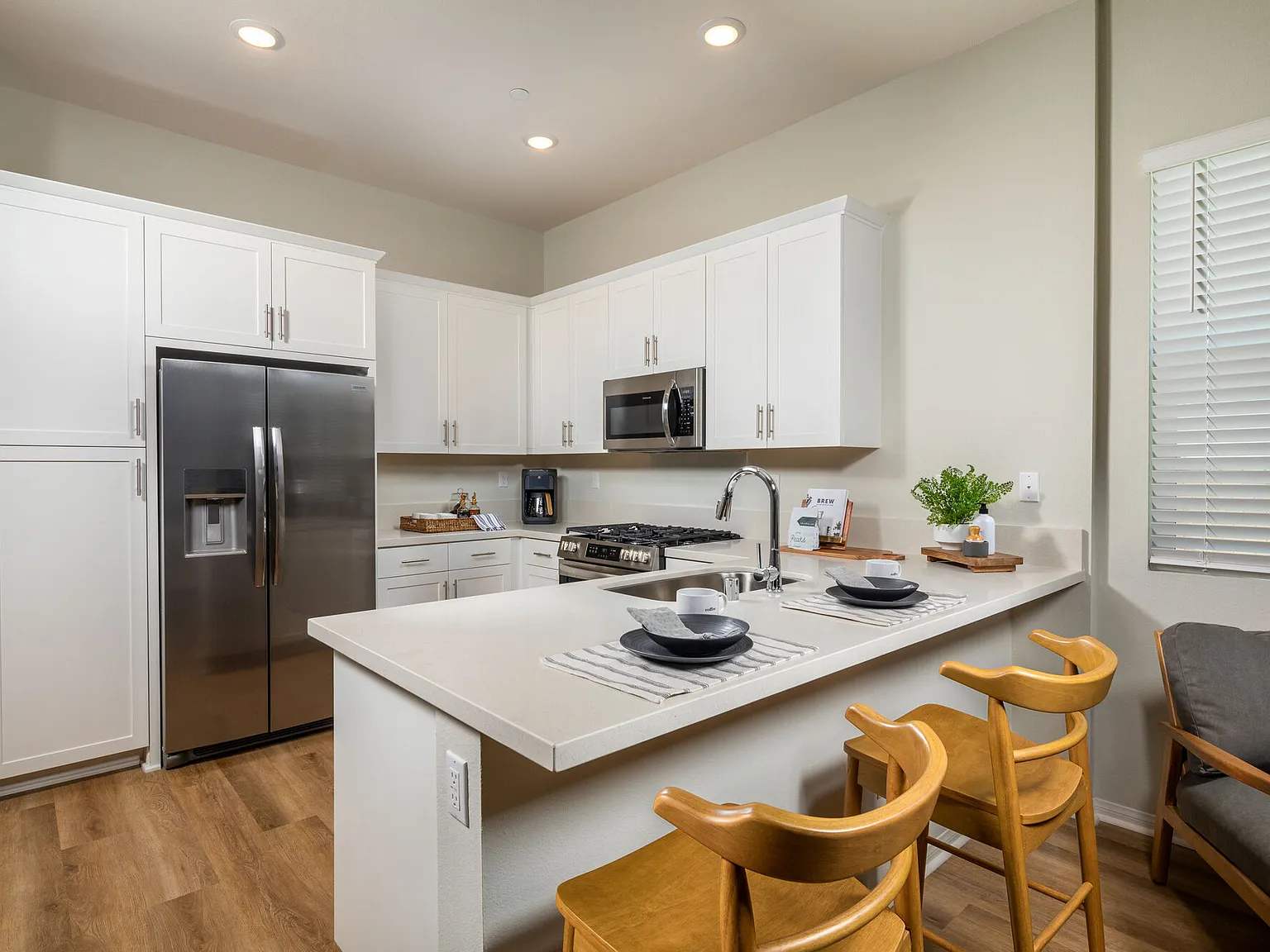 Calista Luxury Townhomes — Photo 2