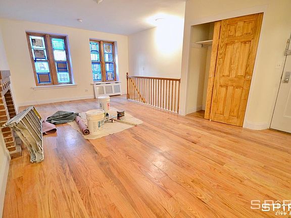 4th image of 104 W 75th St APT A