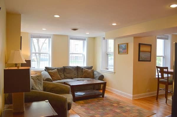 1st image of 954 W Belle Plaine Ave APT G