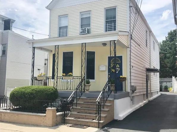 465 Penn St, Perth Amboy, NJ 08861