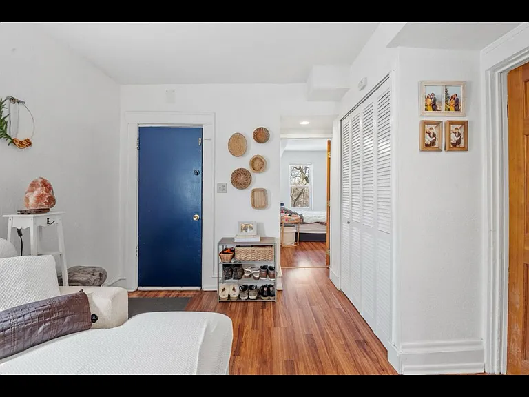 1611 Grand St NE #2 — Photo 14