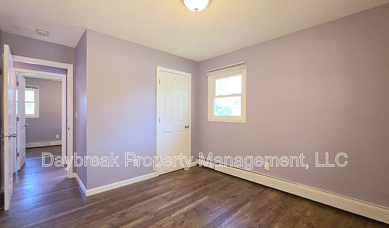204 4th St NW #1 — Photo 12