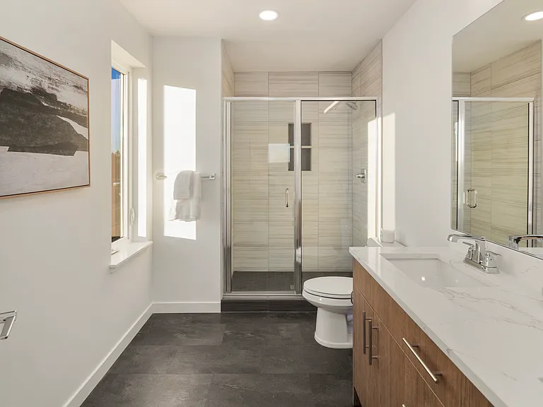 2745 Clare Ave — Photo 13