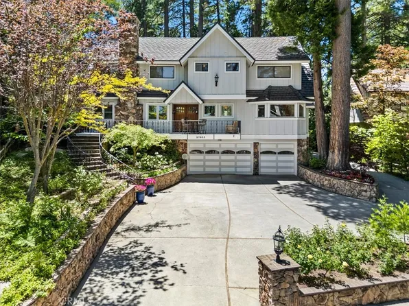 27833 Hamiltair Dr, Lake Arrowhead, CA 92352
