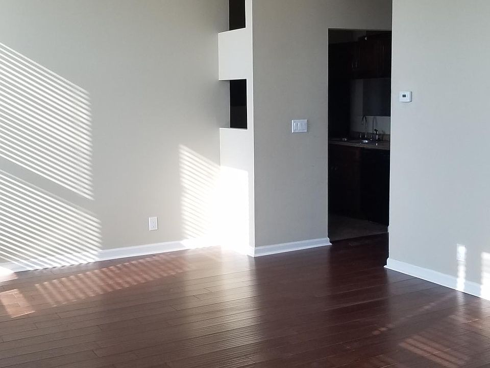 1st image of 3556 Shenandoah Ave APT 303
