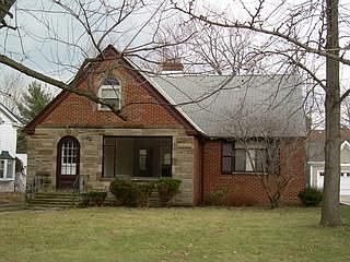2nd image of 535 Humiston Dr
