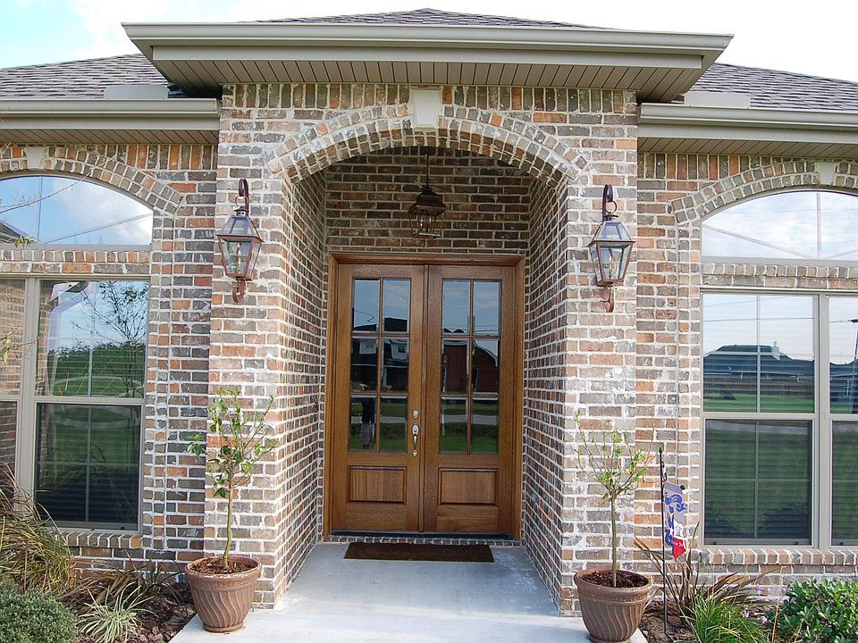 Front Entry Way